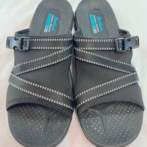 Skechers Black and Gray Sandals